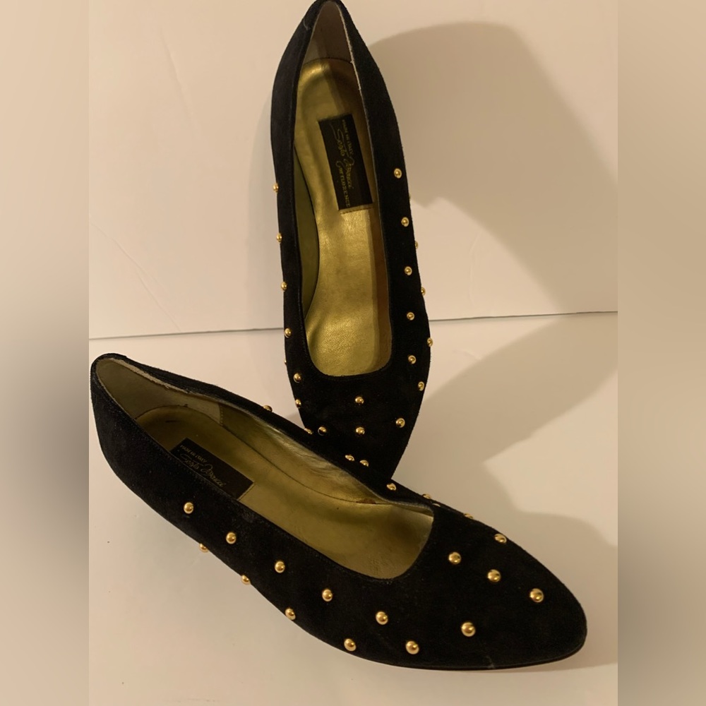 Little black suede gold beaded dress shoe/7B